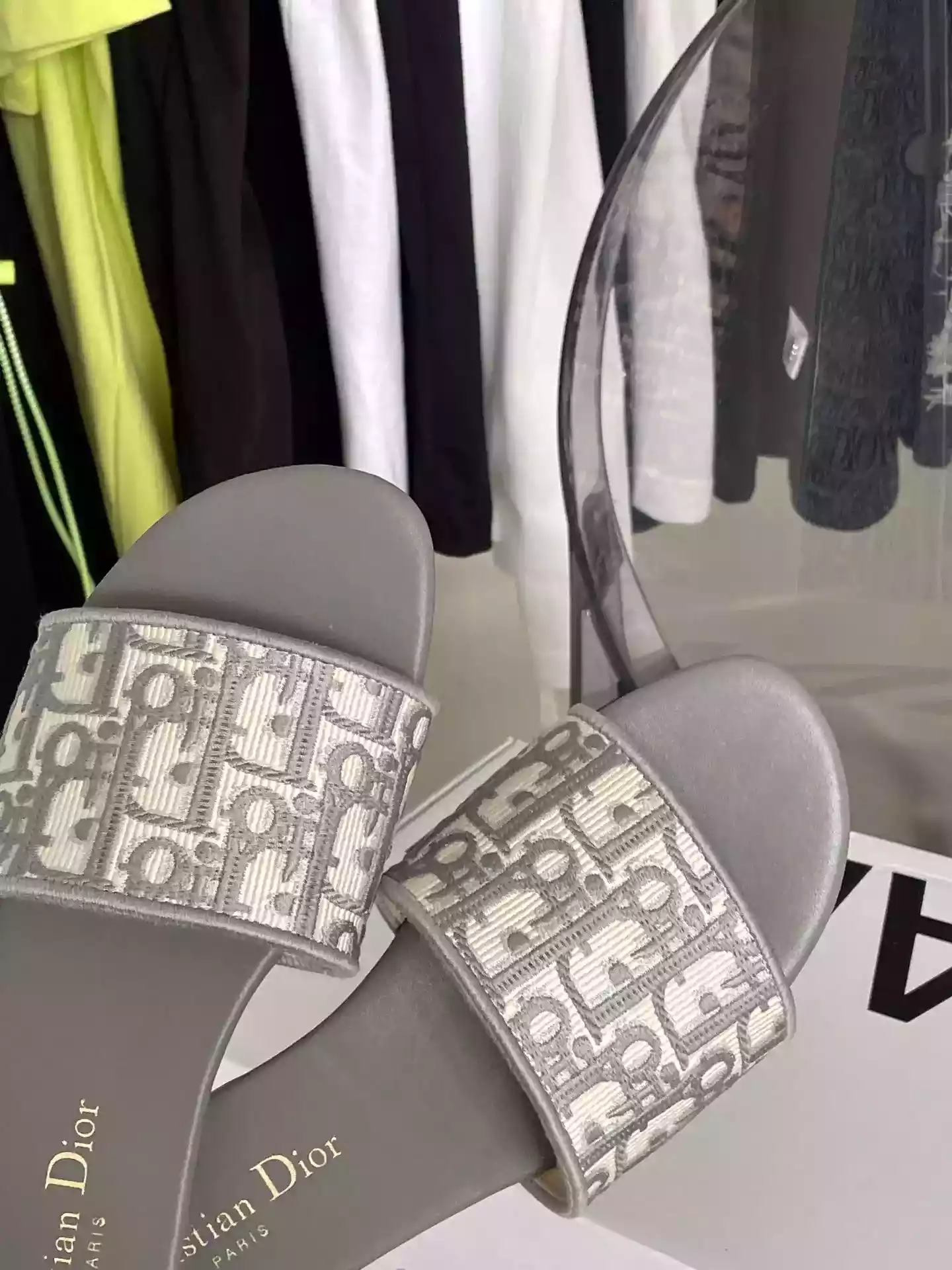 Dior New Arrival - SDD027