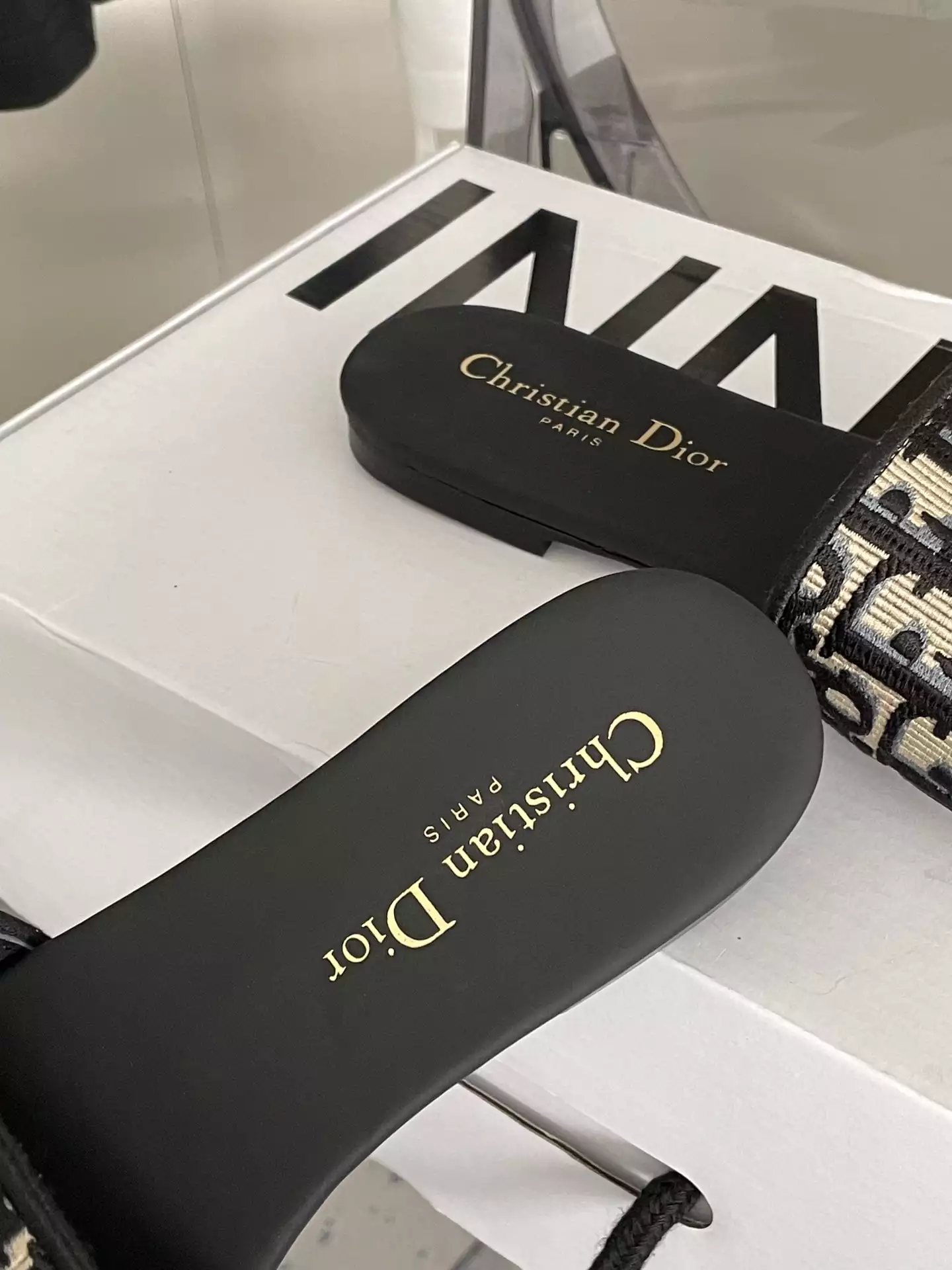 Dior Nnew Arrival - SDD006