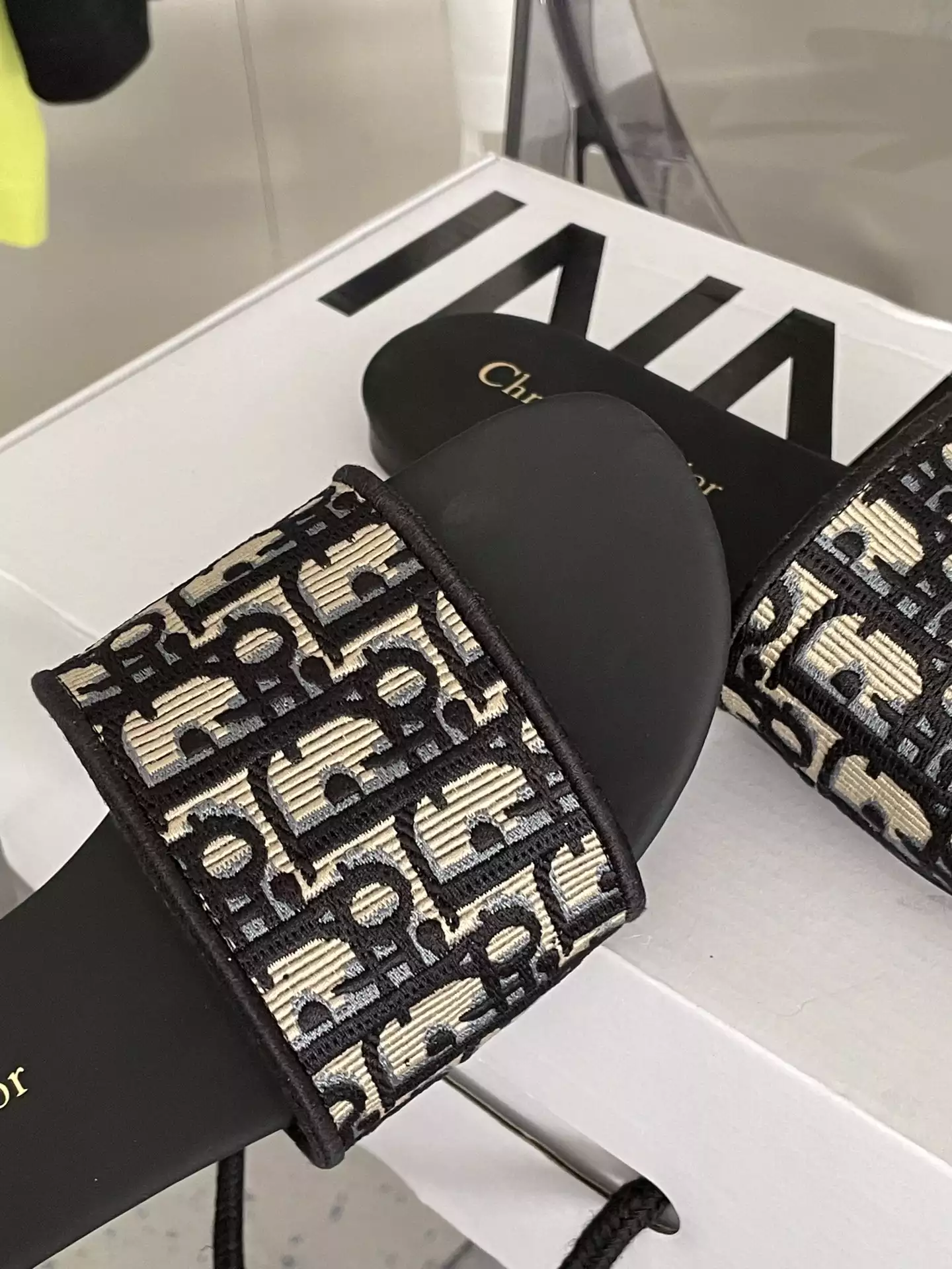 Dior Nnew Arrival - SDD006