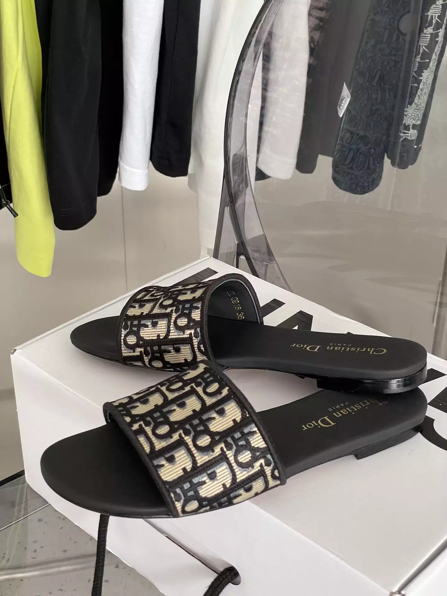 Dior Nnew Arrival - SDD006