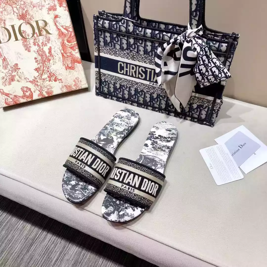 Dior Slippers - SDD011