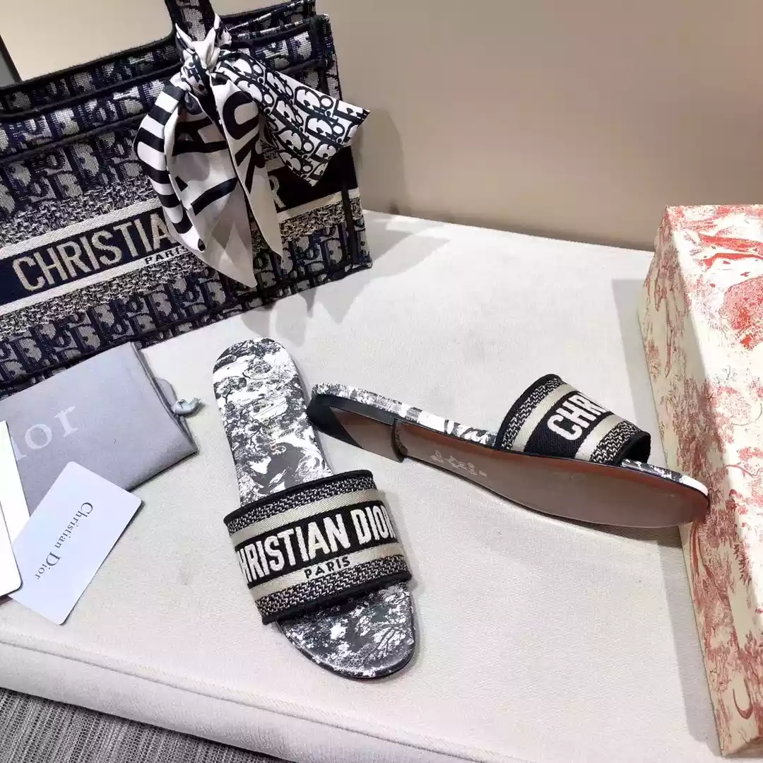 Dior Slippers - SDD011