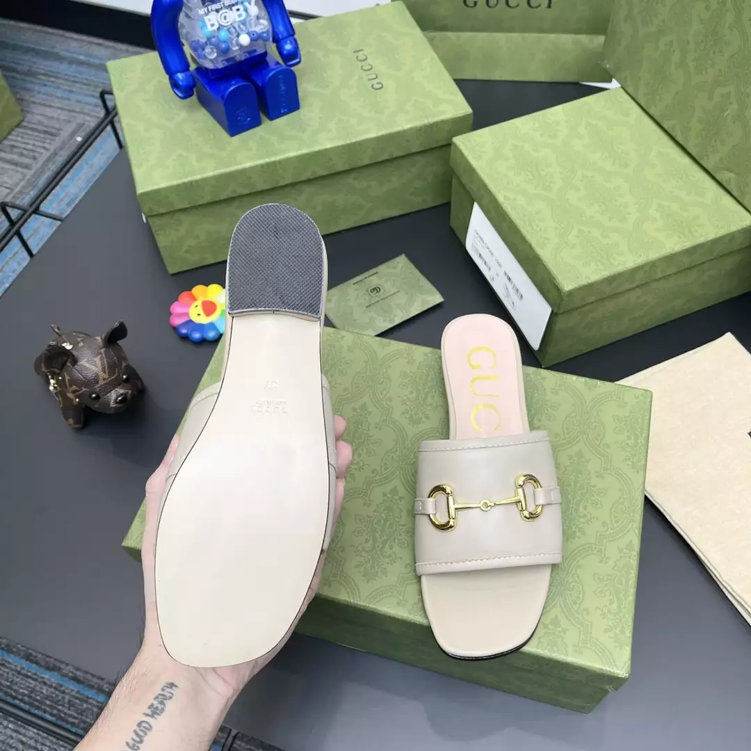 GUCCI SLIPPERS - SDG025