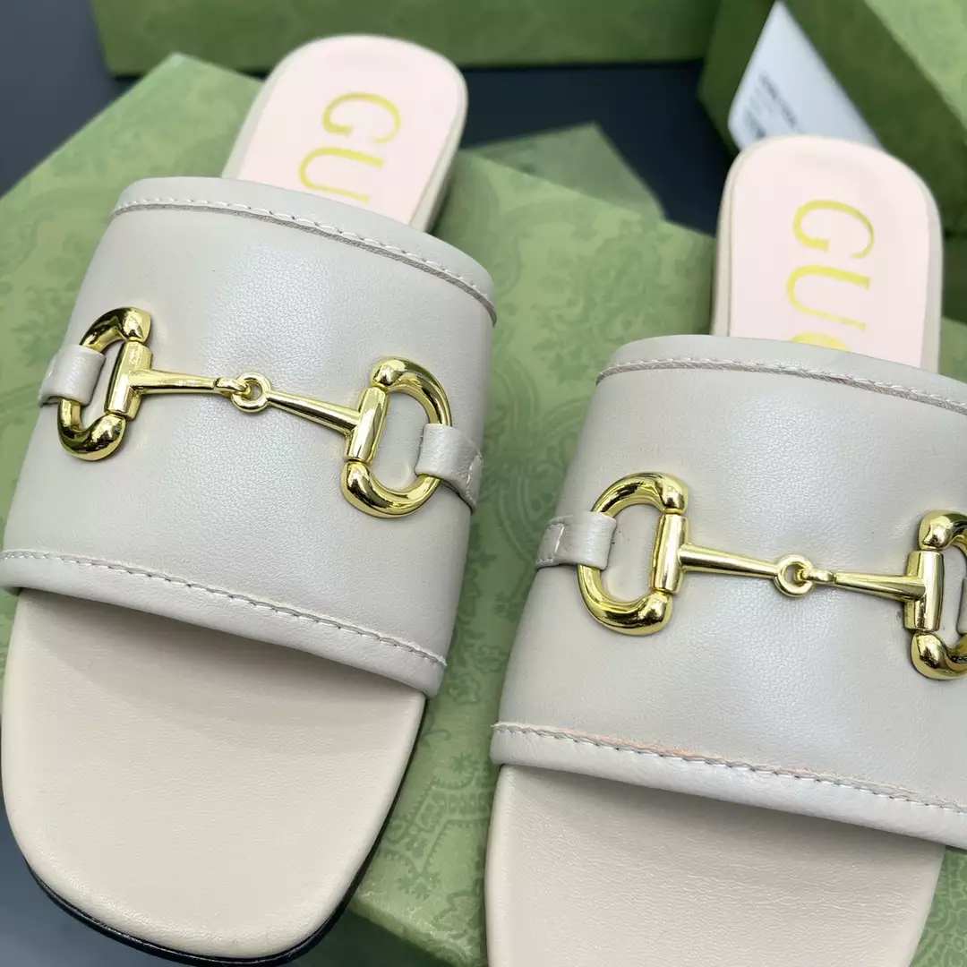 GUCCI SLIPPERS - SDG025