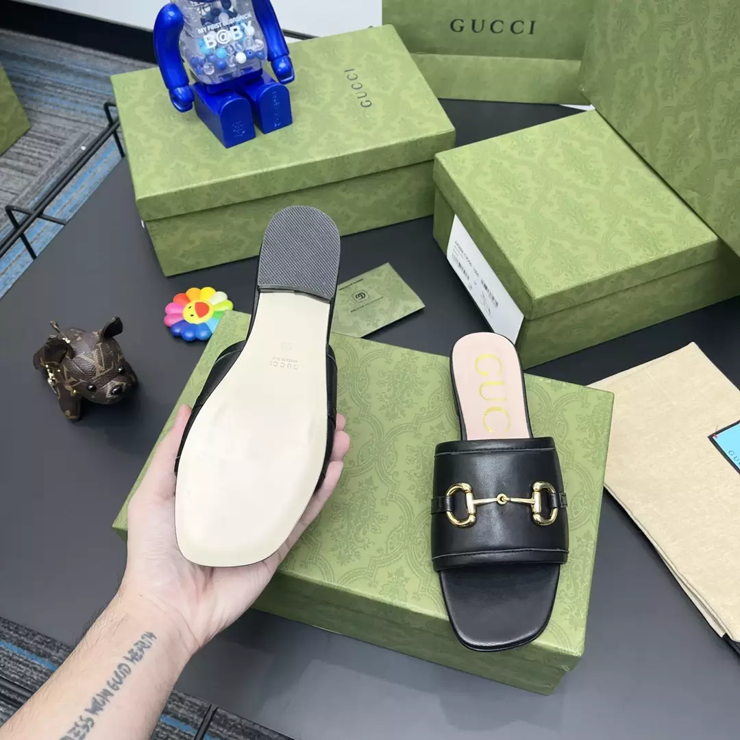 GUCCI SLIPPERS - SDG026