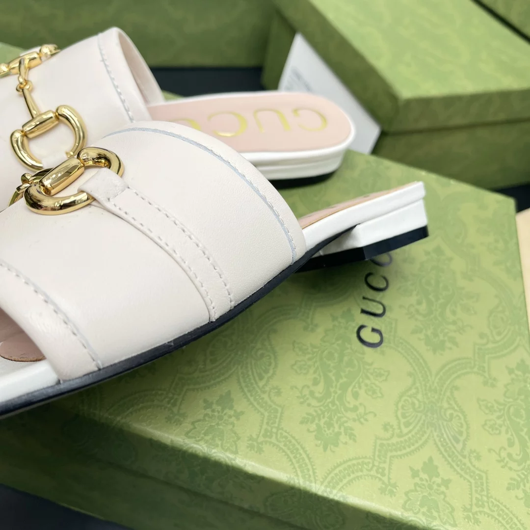 GUCCI SLIPPERS - SDG027