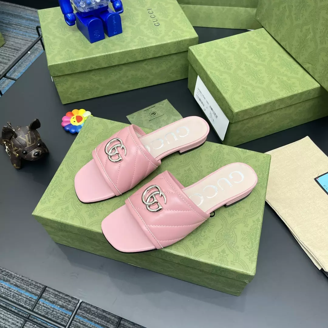 GUCCI SLIPPERS - SDG028