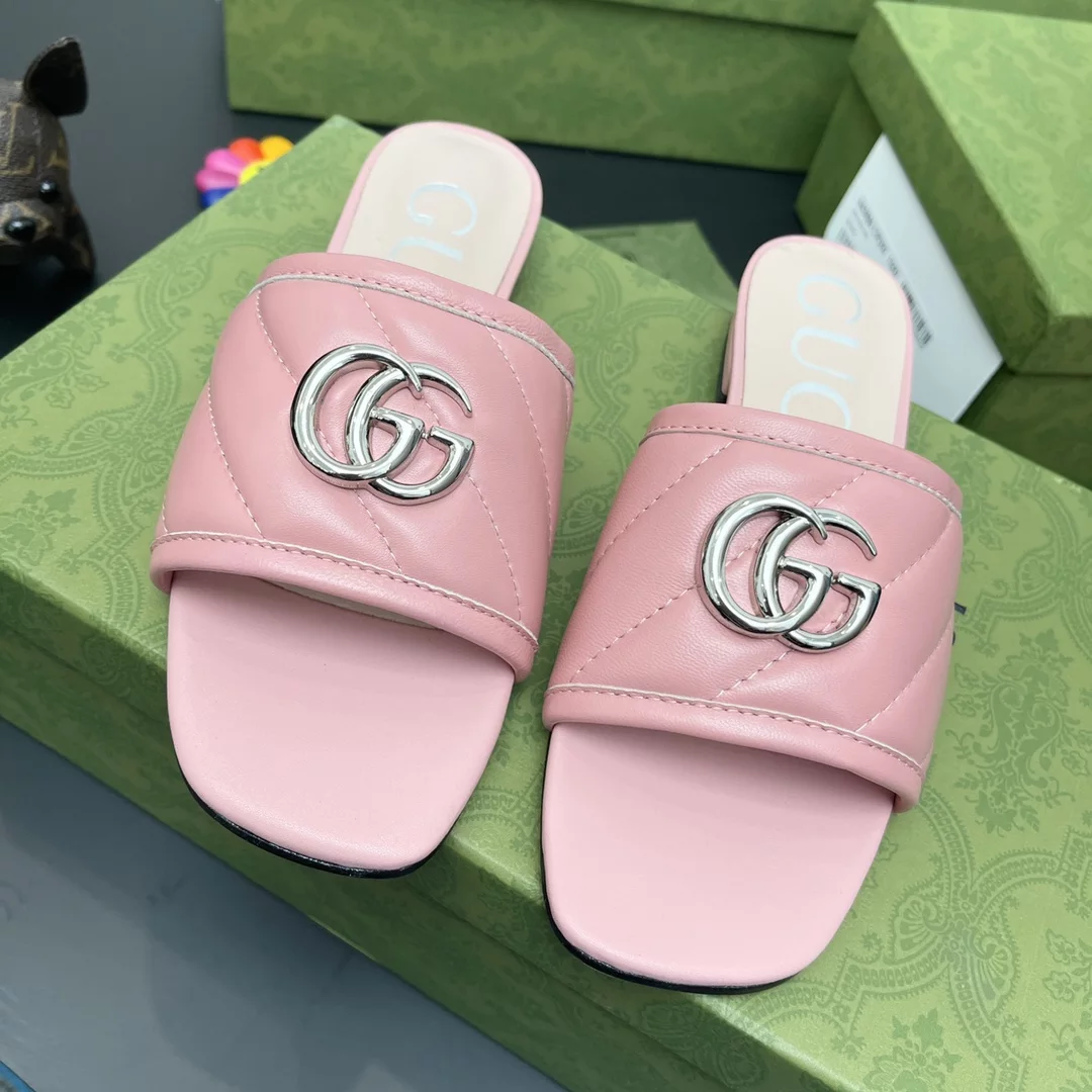 GUCCI SLIPPERS - SDG028