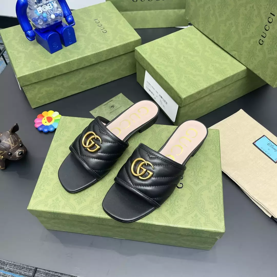 GUCCI SLIPPERS - SDG030