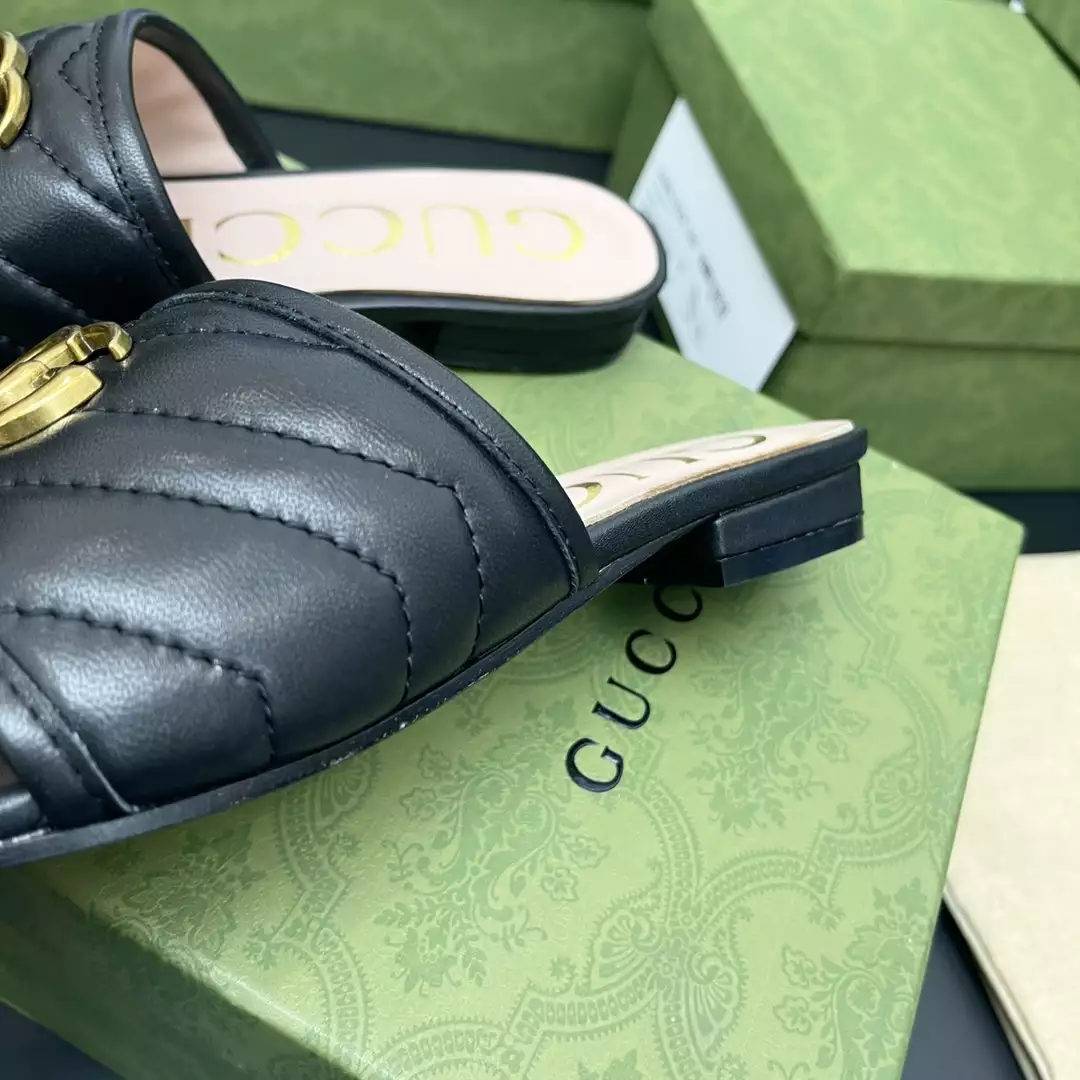 GUCCI SLIPPERS - SDG030