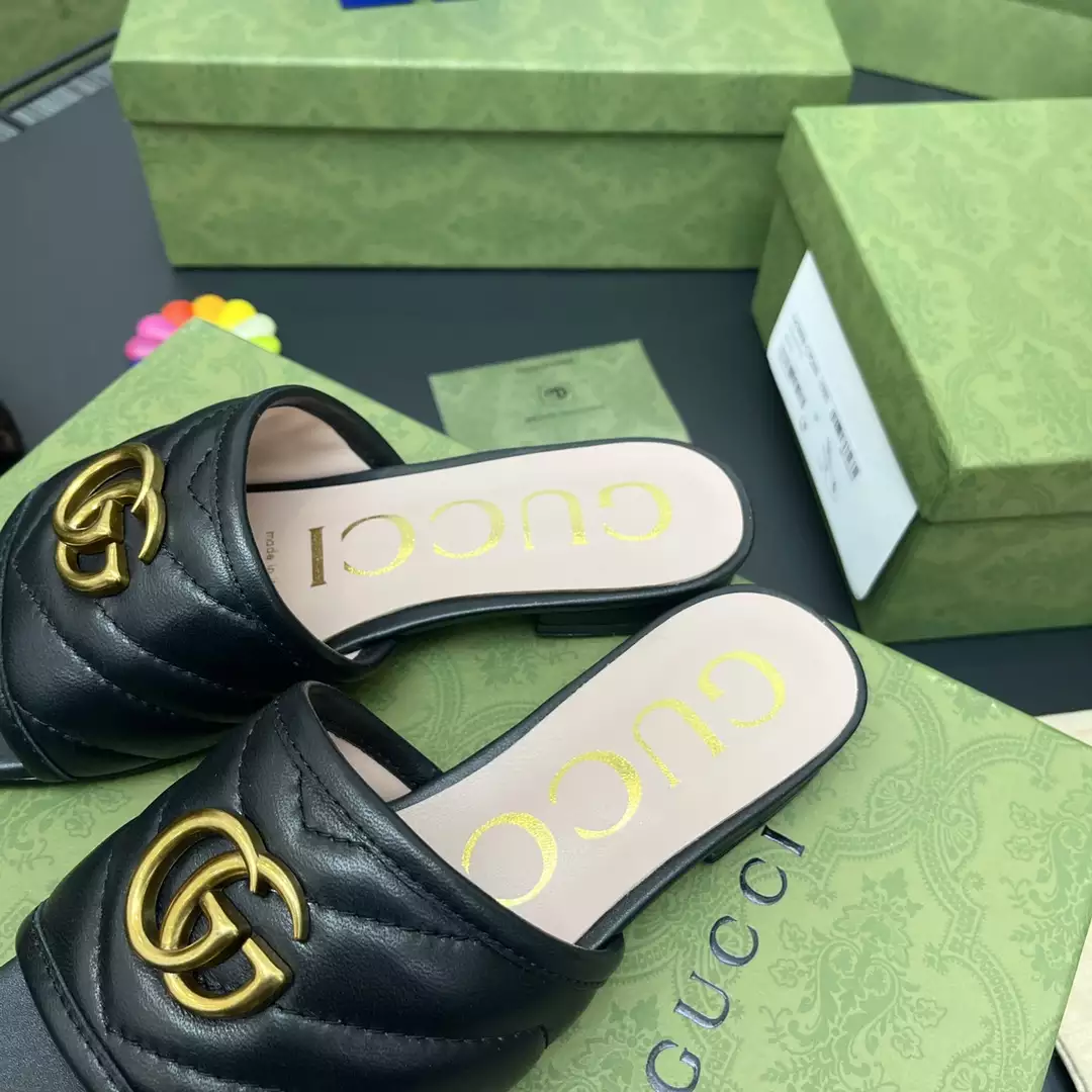 GUCCI SLIPPERS - SDG030