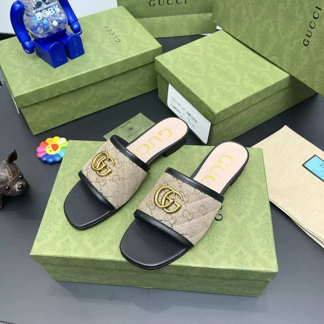 GUCCI SLIPPERS - SDG031