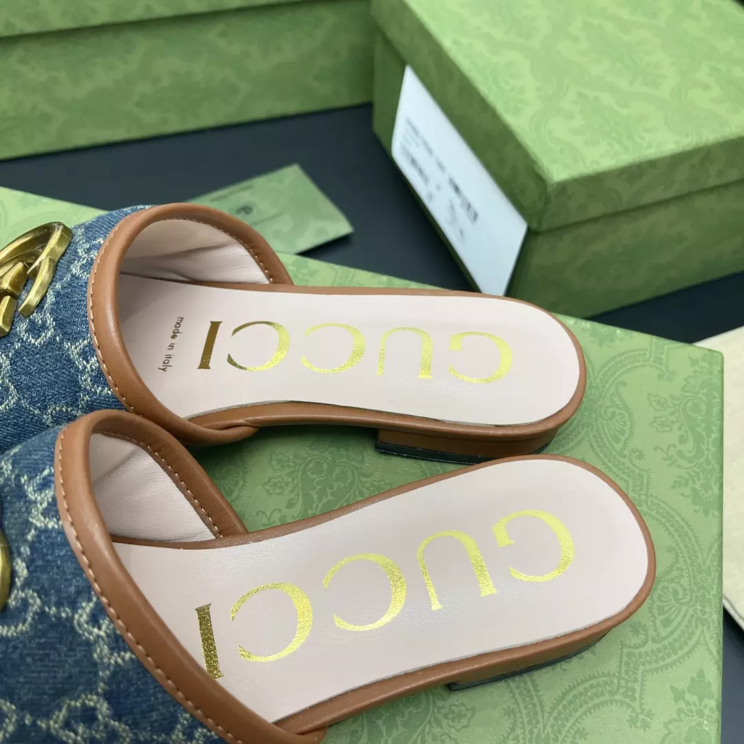 GUCCI SLIPPERS - SDG032