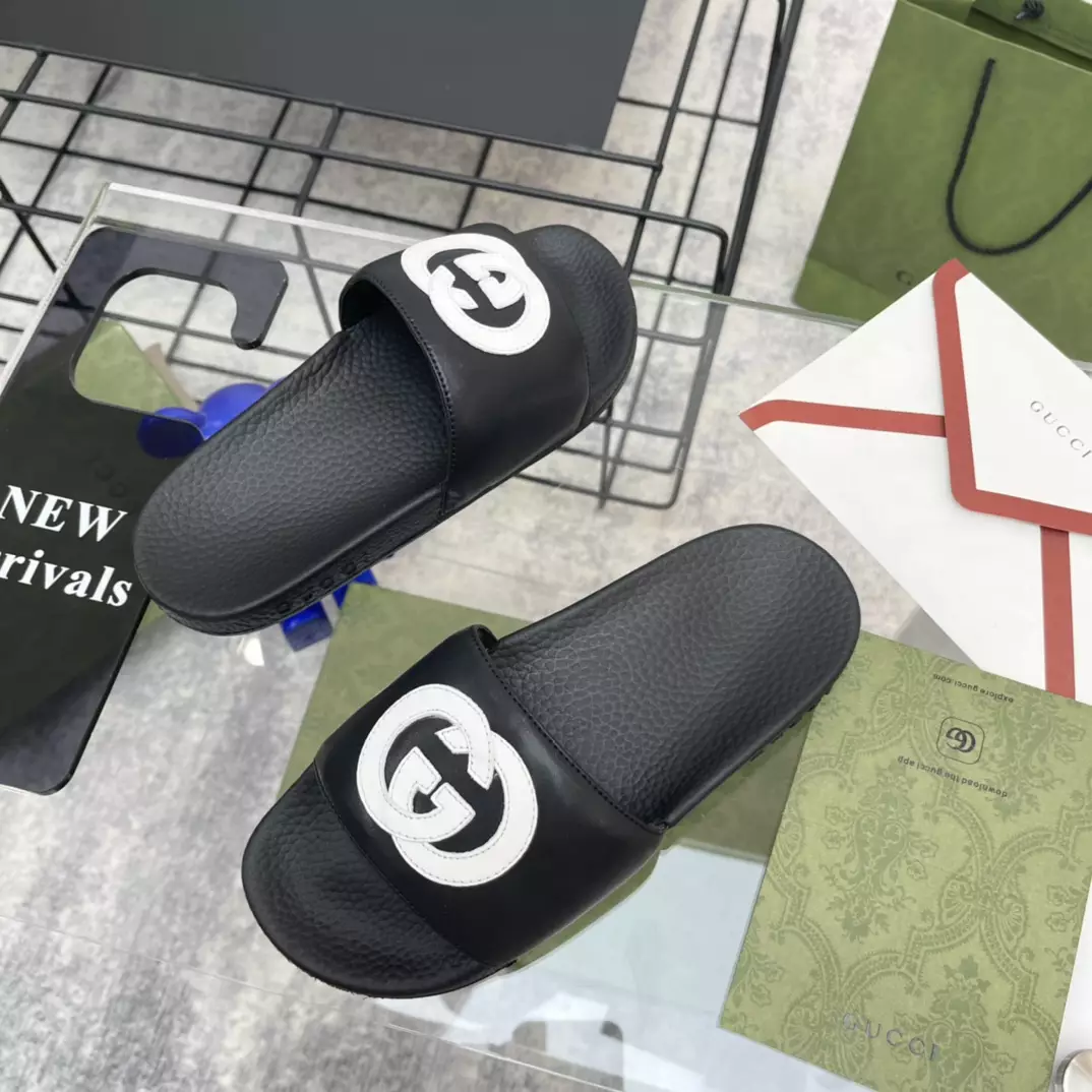 GUCCI SLIPPERS - SDG033