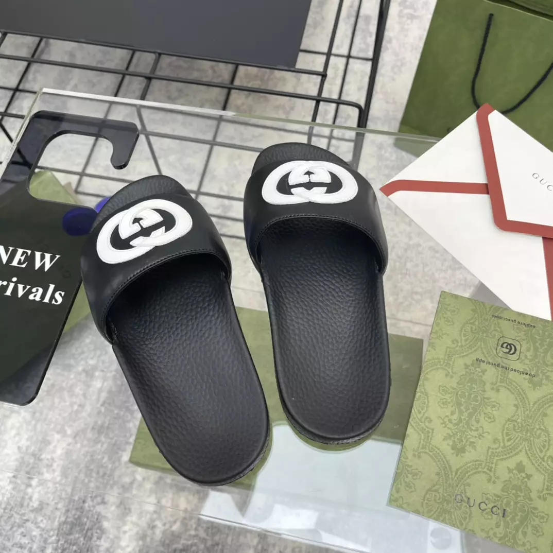 GUCCI SLIPPERS - SDG033
