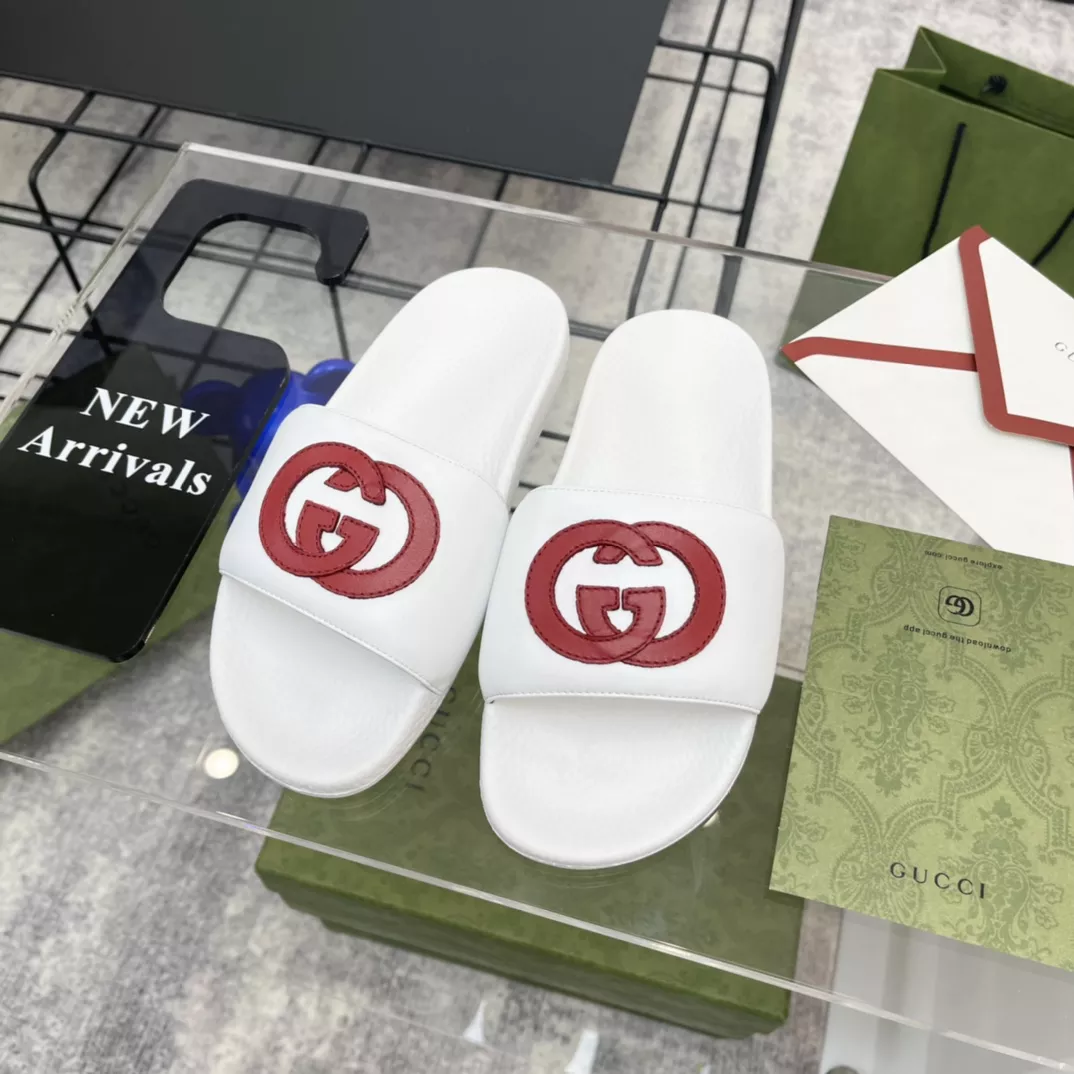 GUCCI SLIPPERS - SDG034