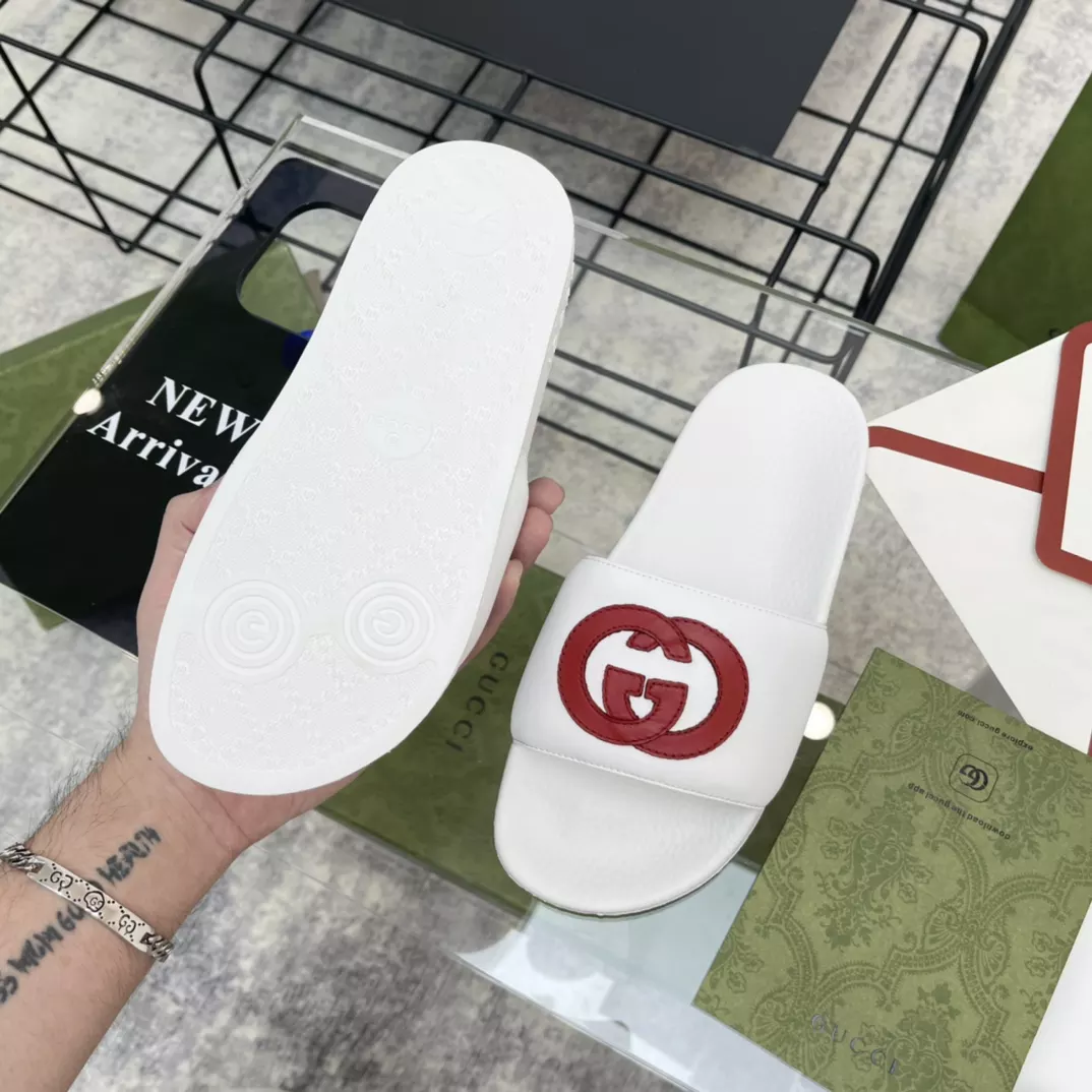 GUCCI SLIPPERS - SDG034
