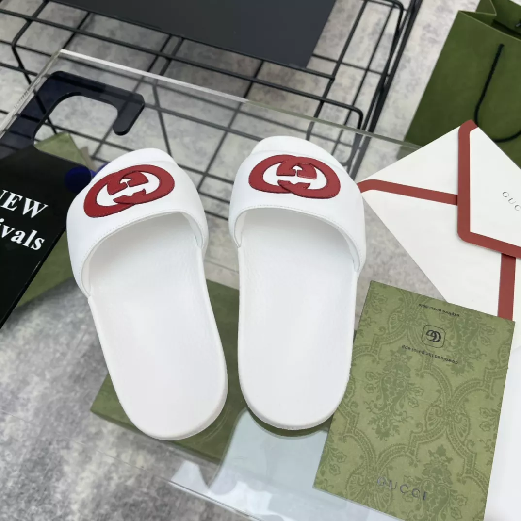 GUCCI SLIPPERS - SDG034