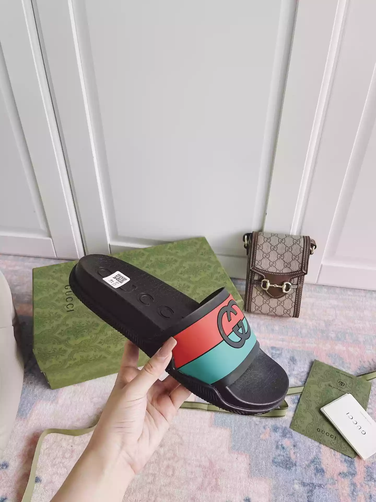 GUCCI SLIPPERS - SDG035