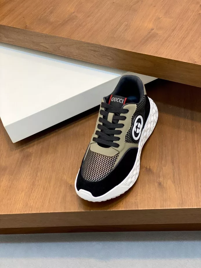 MEN'S GUCCI SNEAKER - GC270