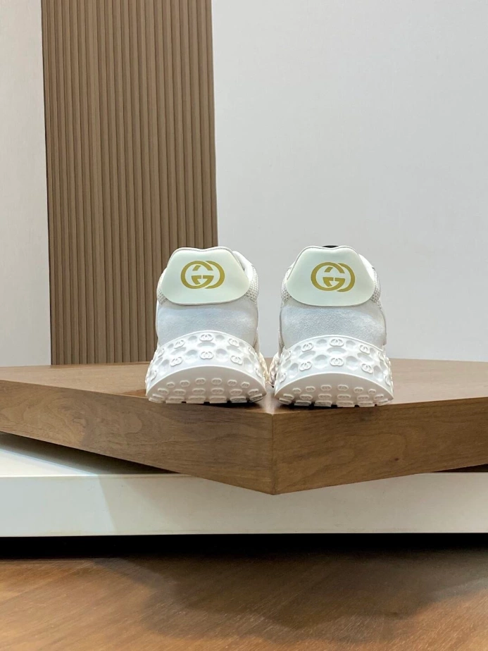 MEN'S GUCCI SNEAKER - GC272