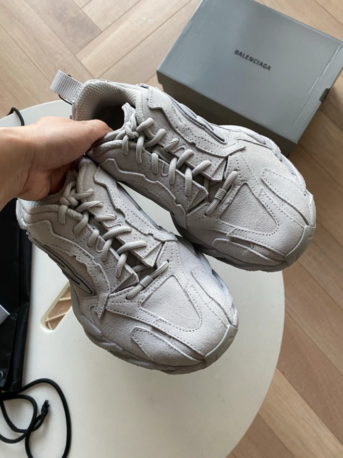 MEN'S MONDAY SHOE IN LIGHT GREY - BB281